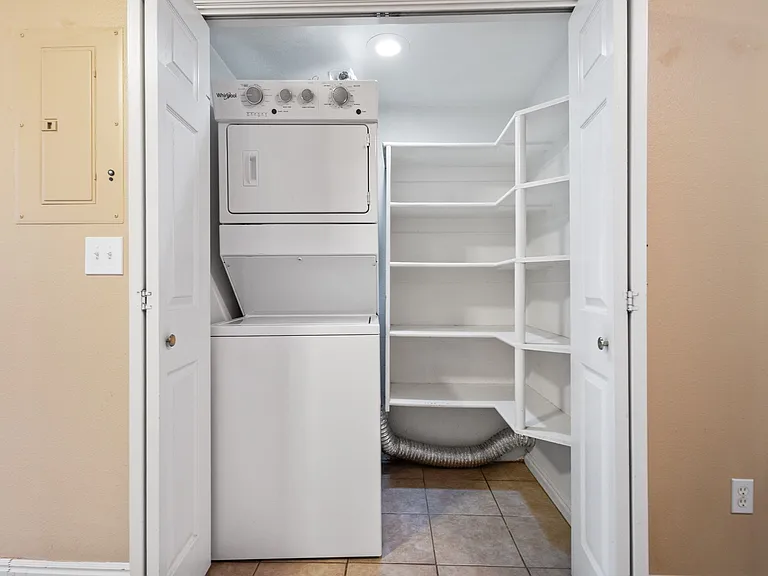 Laundry/pantry