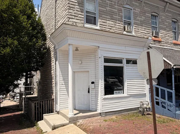 600 N 12th St #1F, Reading, PA 19604