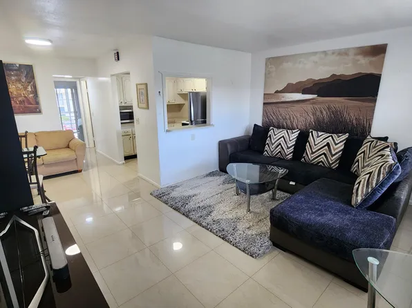 91 Coventry D, West Palm Beach, FL 33417