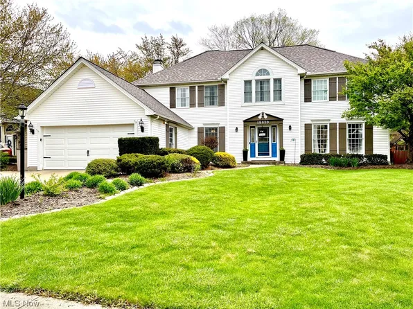 19859 Stoughton Dr, Strongsville, OH 44149