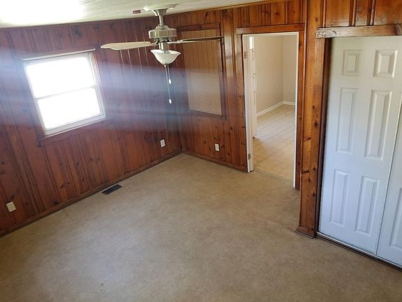 4th image of 2203 Sanford Pl