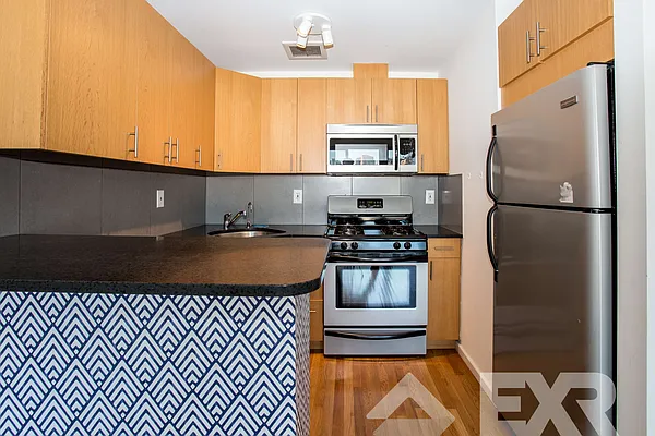 Rented by EXR | media 34