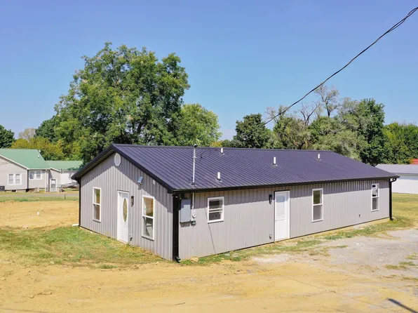 533 E Depot St, Marion, KY 42064