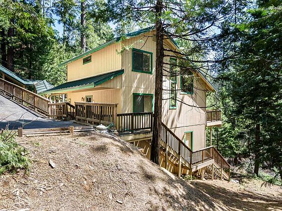 2nd image of 26471 Inyo Dr