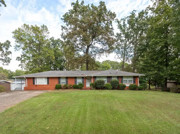 3705 Spring Valley Rd, Anniston, AL 36207