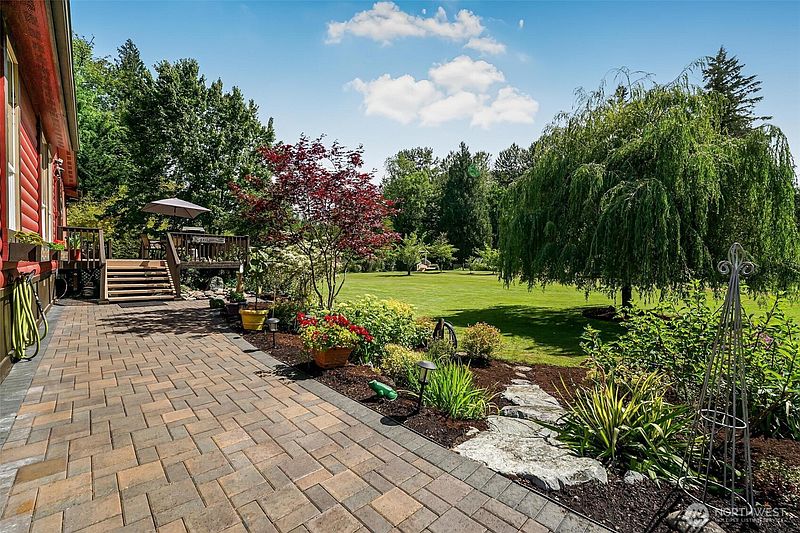 3rd image of 13217 145th Avenue Ct E