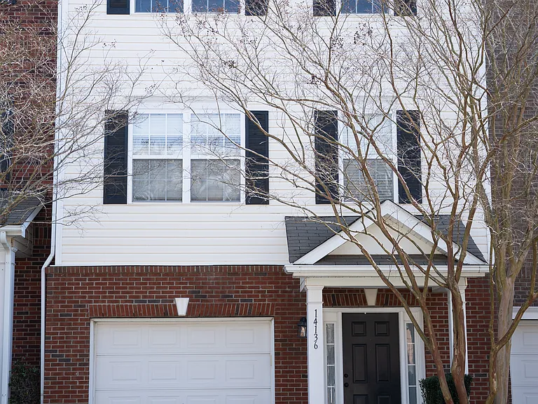 14136 Winford Ln — Photo 1