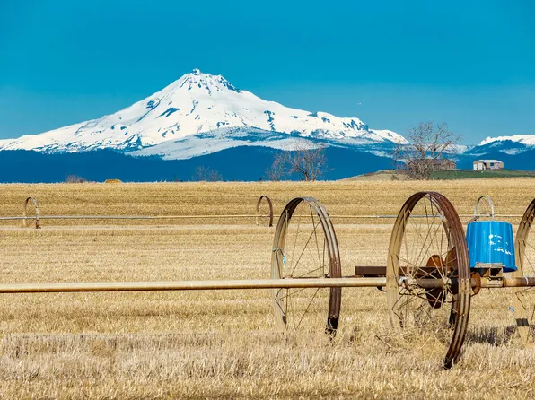 7626 SW Bear Dr, Culver, OR 97734