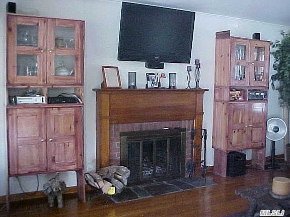 3rd image of 18 N Ocean Ave