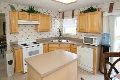 Convenient kitchen layout