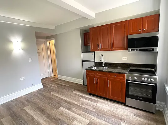 Rented by Tourma Realty LLC | media 19