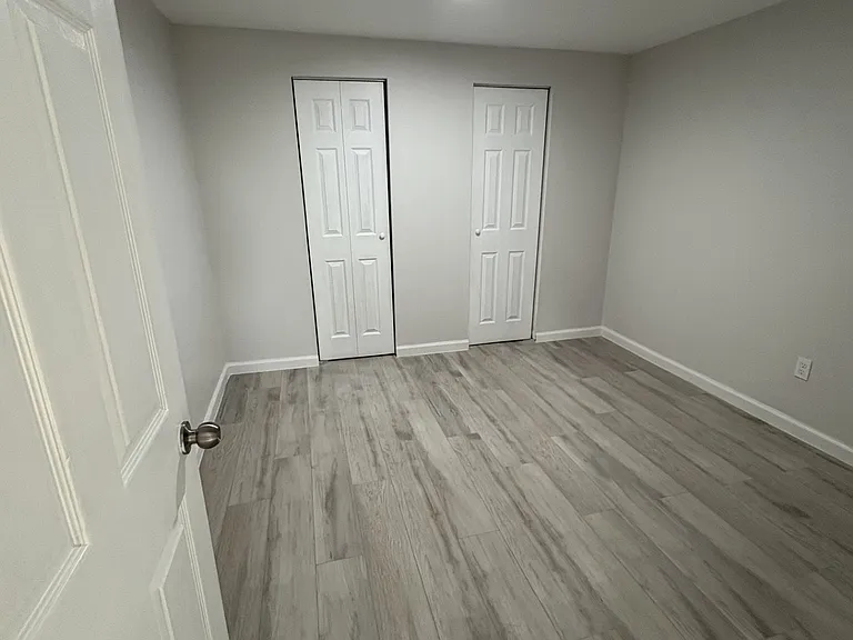 2715 James St #2 — Photo 4