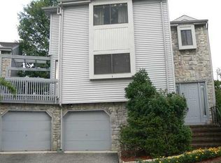 1 Honeysuckle Ct, East Brunswick, NJ