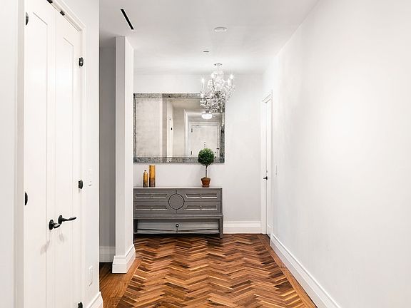 4th image of 2150 Broadway APT 7D