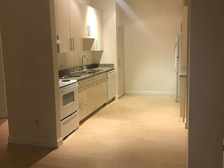 Viridian Lofts — Photo 12