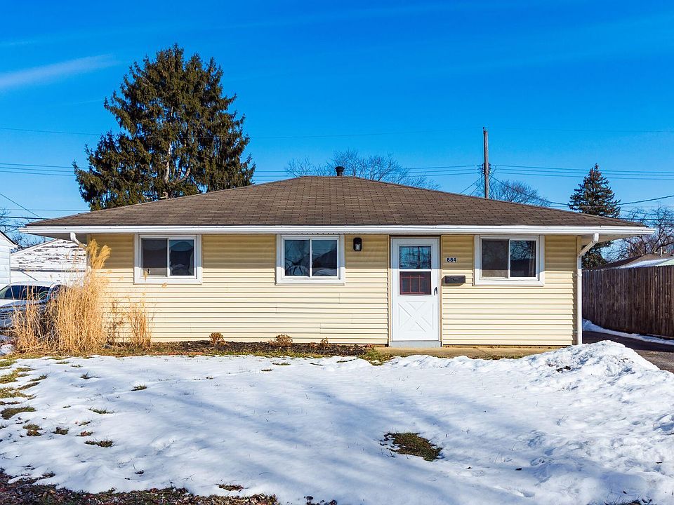 1st image of 884 Bruckner Rd