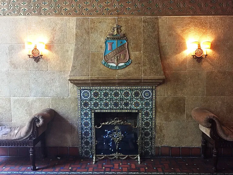 The Commodore Apartments — Photo 13