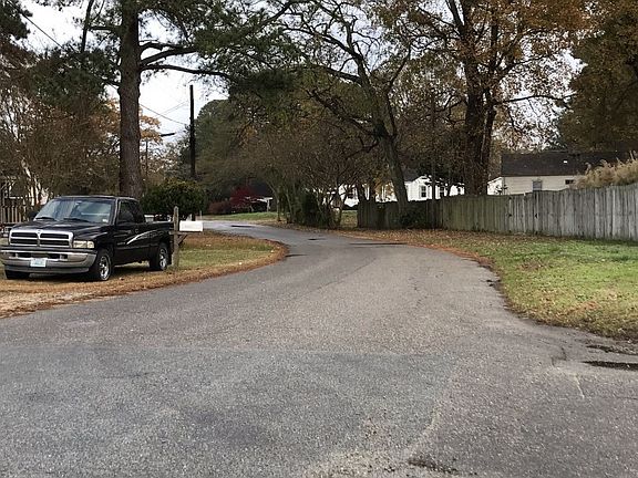 3rd image of 509 Jewell Ave