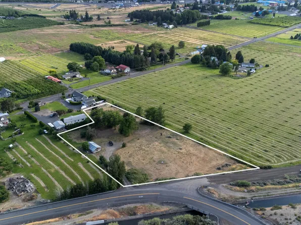 9031/9033 Old Naches Hwy, Naches, WA 98937