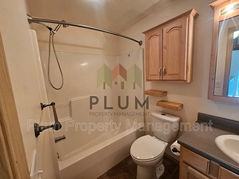 917 Discovery Way — Photo 8
