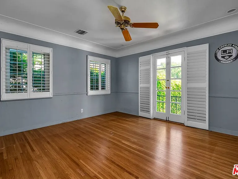 325 El Camino Dr — Photo 15