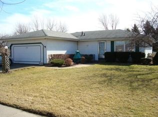 7459 Noble St, Merrillville, IN 46410