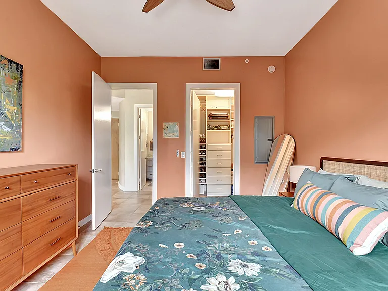 365 SE 6th Ave #204 — Photo 27