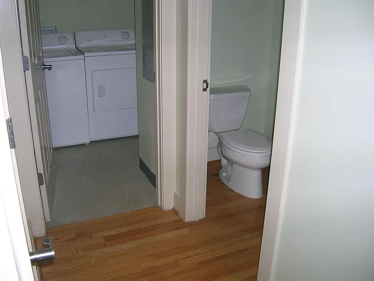790 N Ave NE #106 — Photo 21