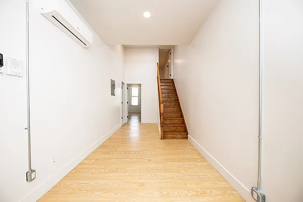 Rented by Oxford Property Group | media 30