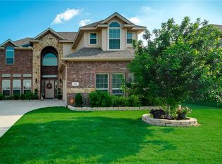 202 Lacy Oak Ln, Waxahachie, TX 75165