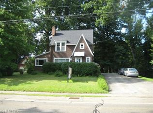 209 E Aurora Rd, Northfield, OH 44067