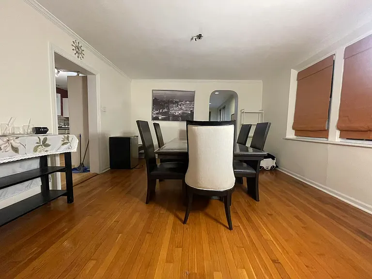 432 Carswold Dr — Photo 6