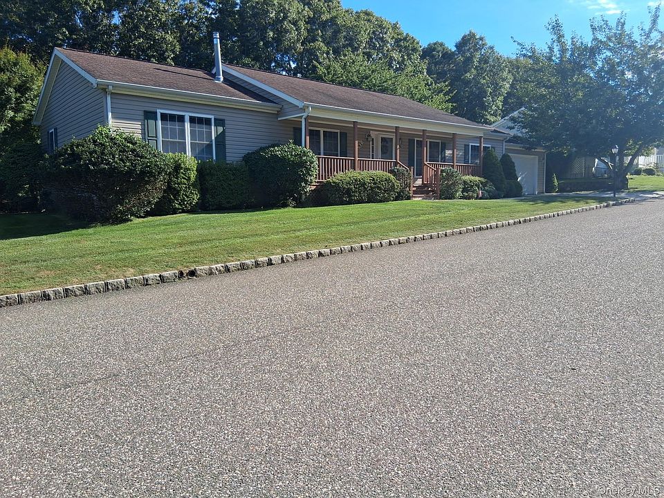 2nd image of 1407 Middle Road #265