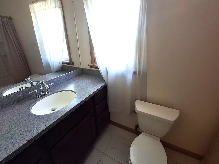 620 E Grandview Blvd — Photo 15