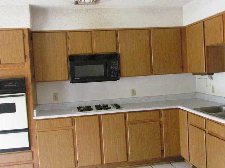 108 Timber Ln — Photo 7