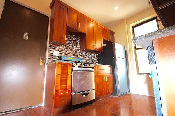 Rented by Landmark Realty & Management | media 27