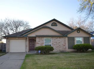 3810 Somerton Dr, La Porte, TX 77571