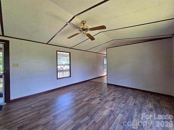 4th image of 201 Ratchford Farm Rd