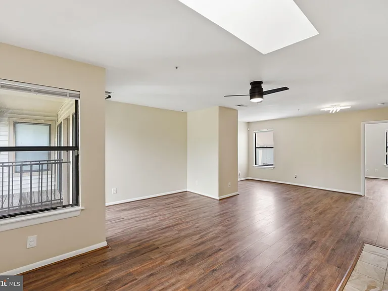 13408 Shady Knoll Dr #308 — Photo 9