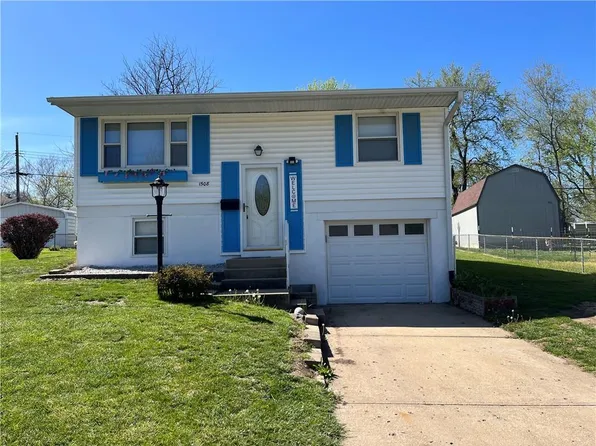1508 N Geronimo Dr, Independence, MO 64058