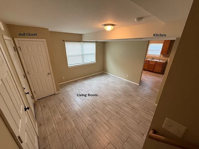 109 Silver Leaf Ln — Photo 3