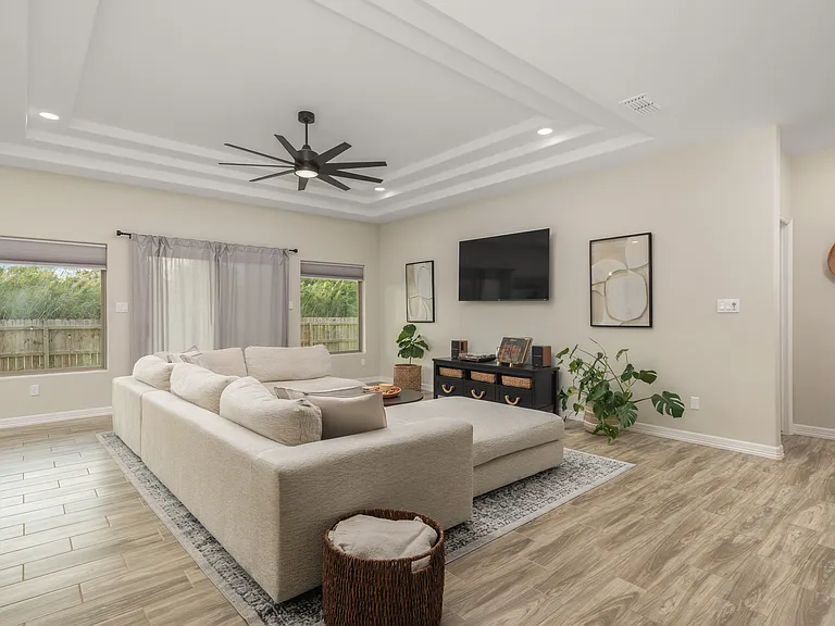 1409 Rio Panuco Ave — Photo 4