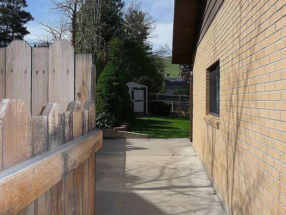 5th image of 708 Kingston Dr