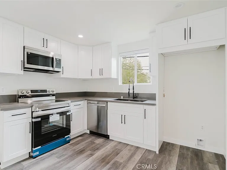 7732 Etiwanda Ave #1/2 — Photo 7