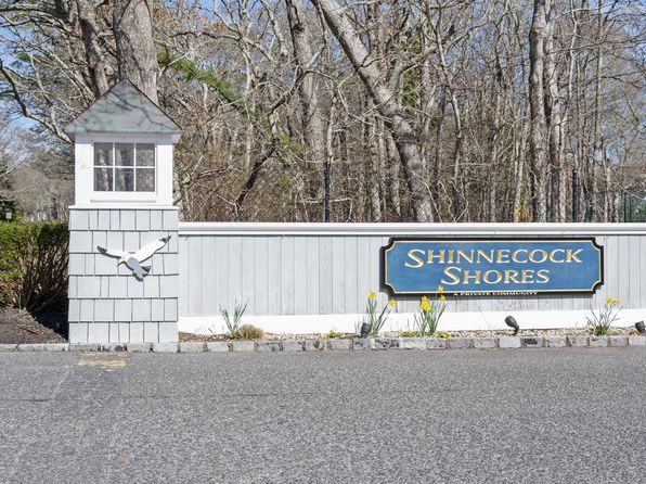 34 Shinnecock Rd