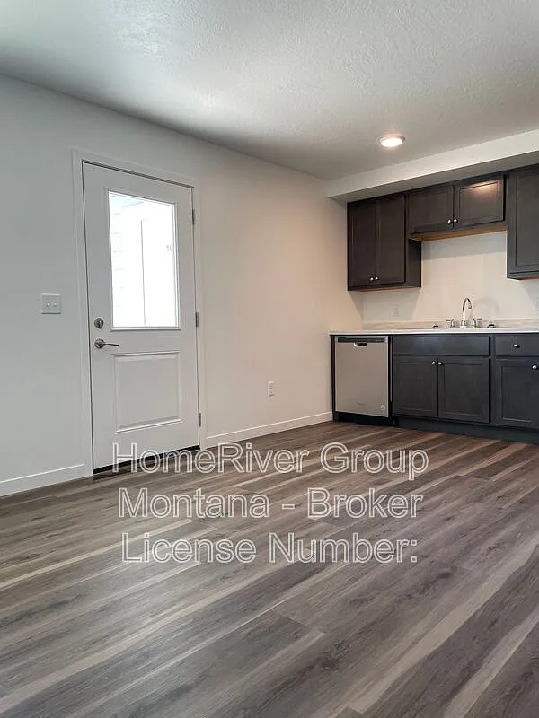 Building Photo - 1315 Rodgers St #105