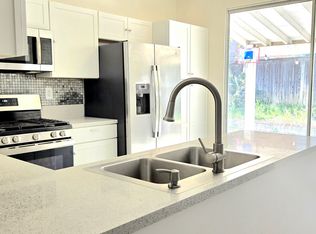 15707 Dove Ln, Fontana, CA 92337