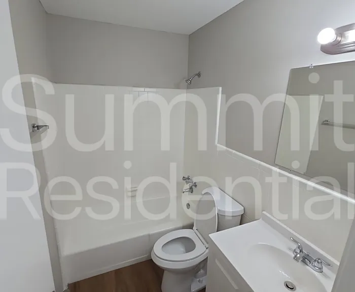 5210 Steuben Dr — Photo 8