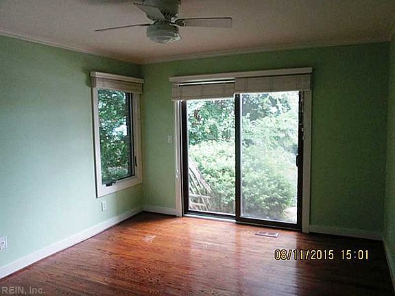4th image of 1737 Lovetts Pond Ln