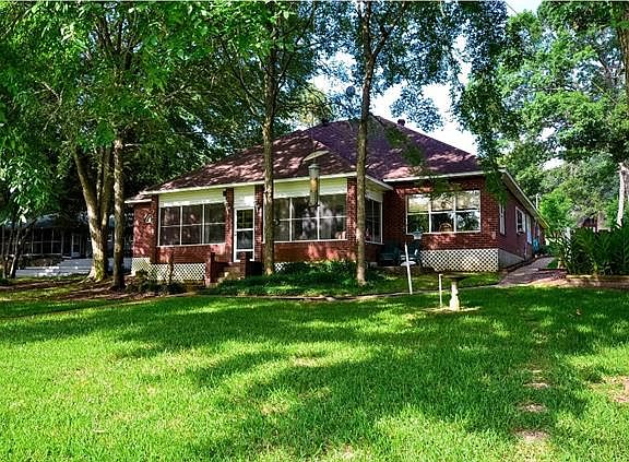 2nd image of 185 Deerwood Cir